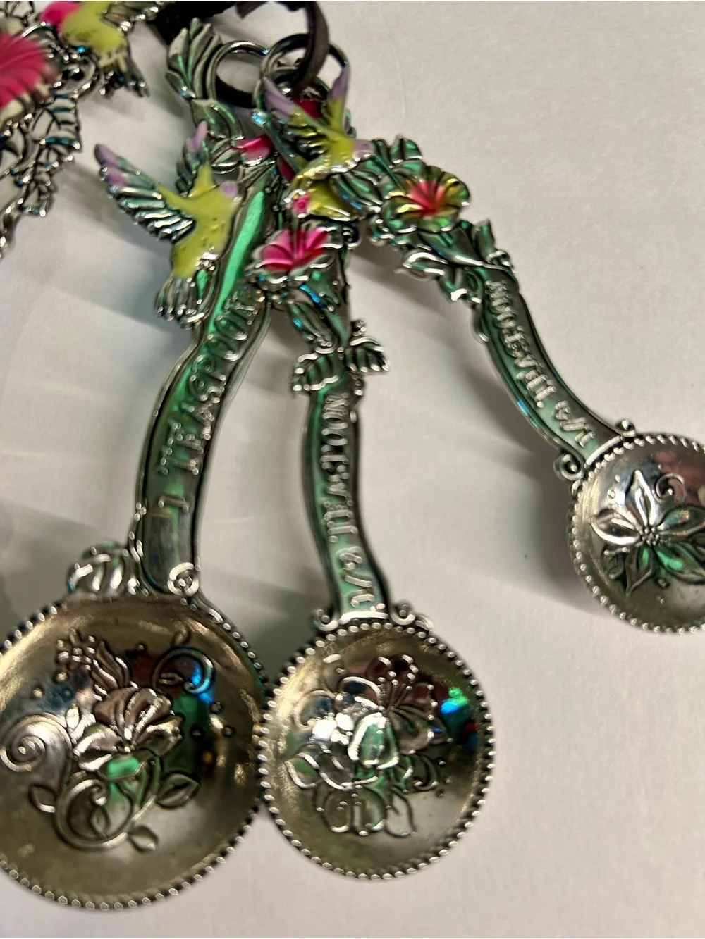 Ganz Measuring Spoon Set - Silver with Pink & Green Accents